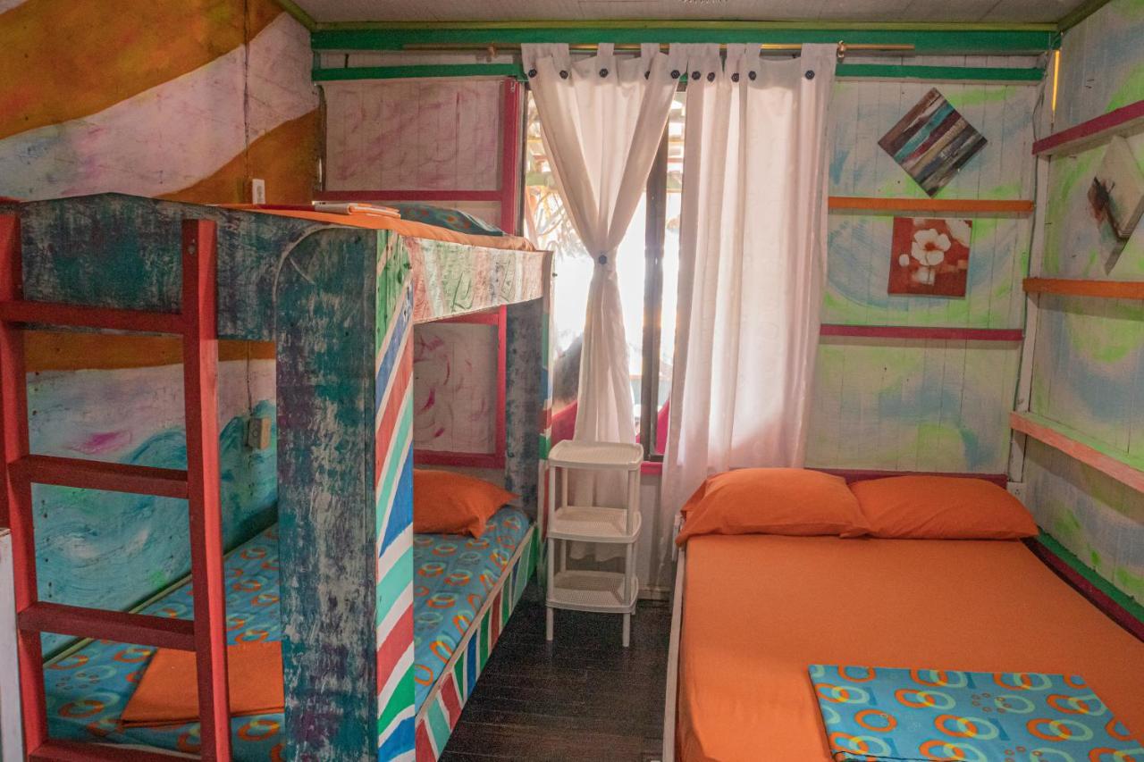 Hostal Liliana Buenaventura Exteriér fotografie